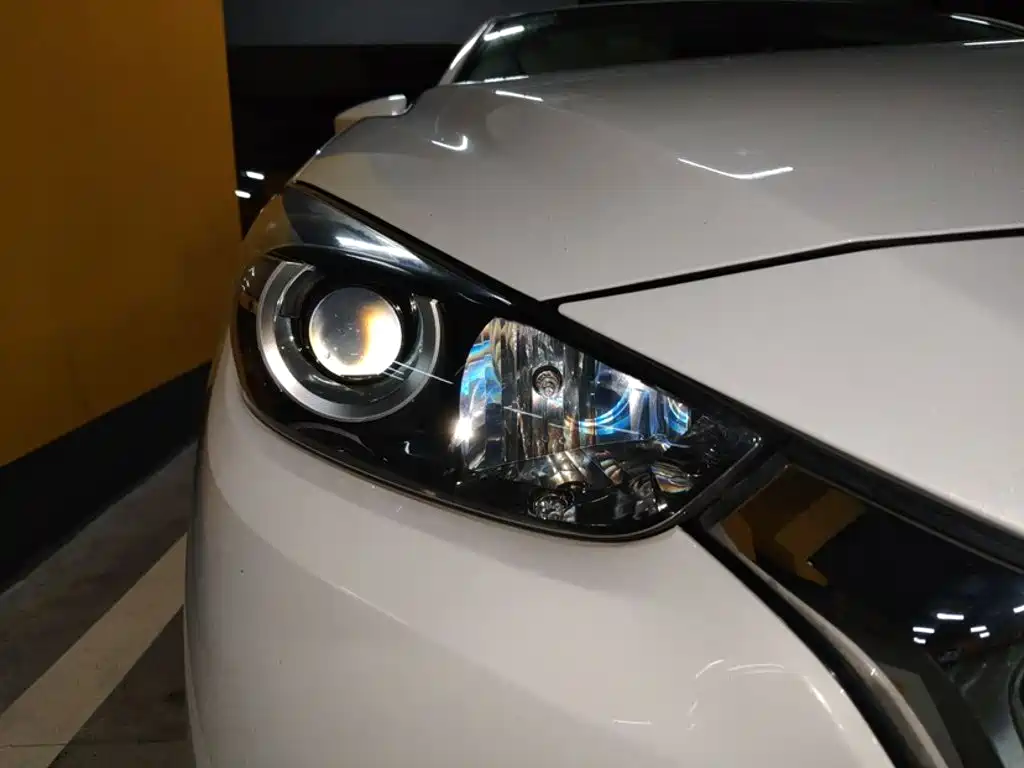 Mazda 3 Axela — миниатюра 26
