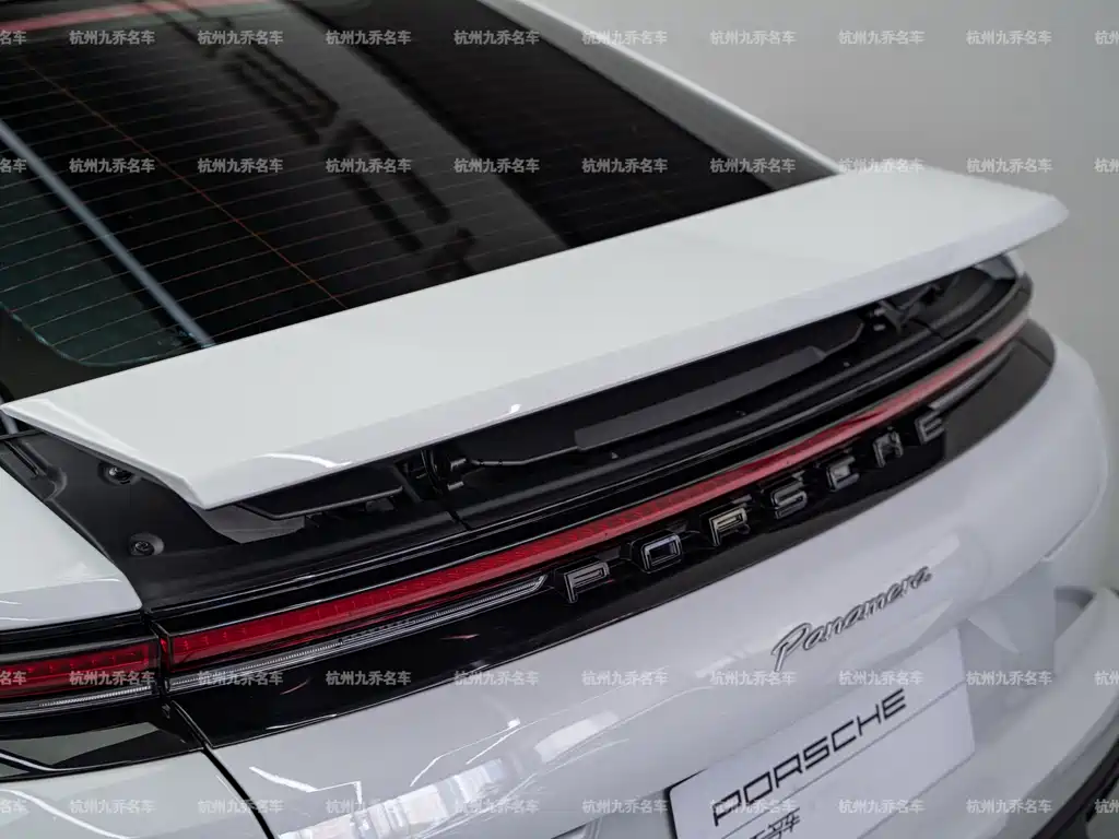 Porsche Panamera — миниатюра 13