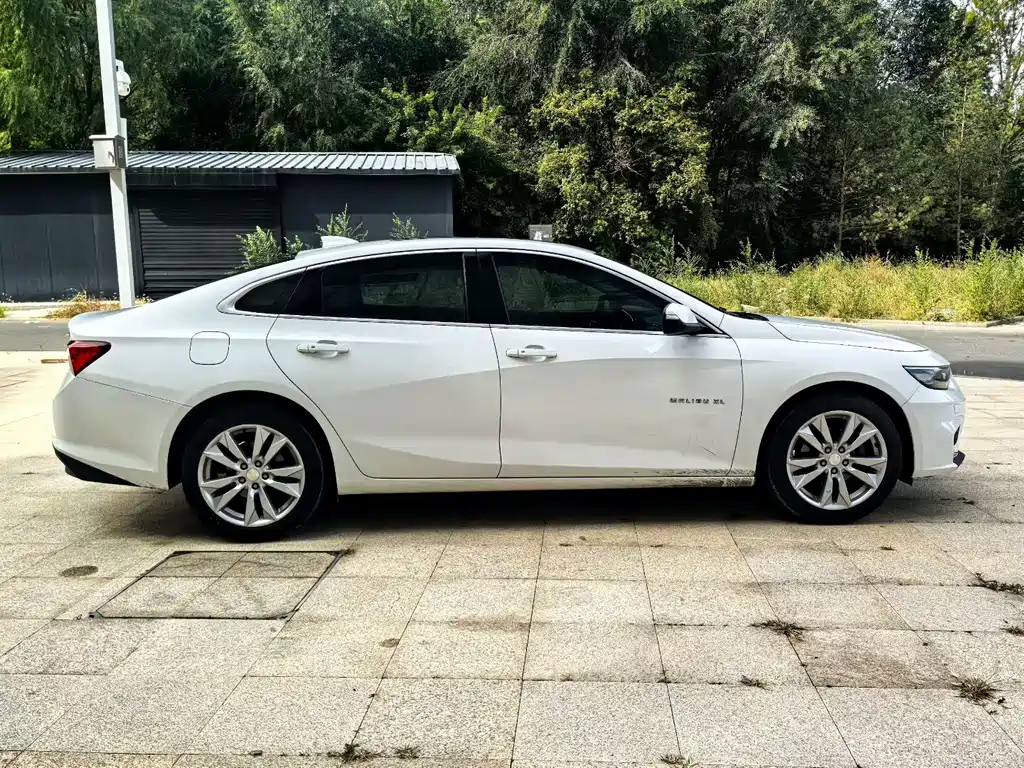 Chevrolet Malibu XL — миниатюра 6