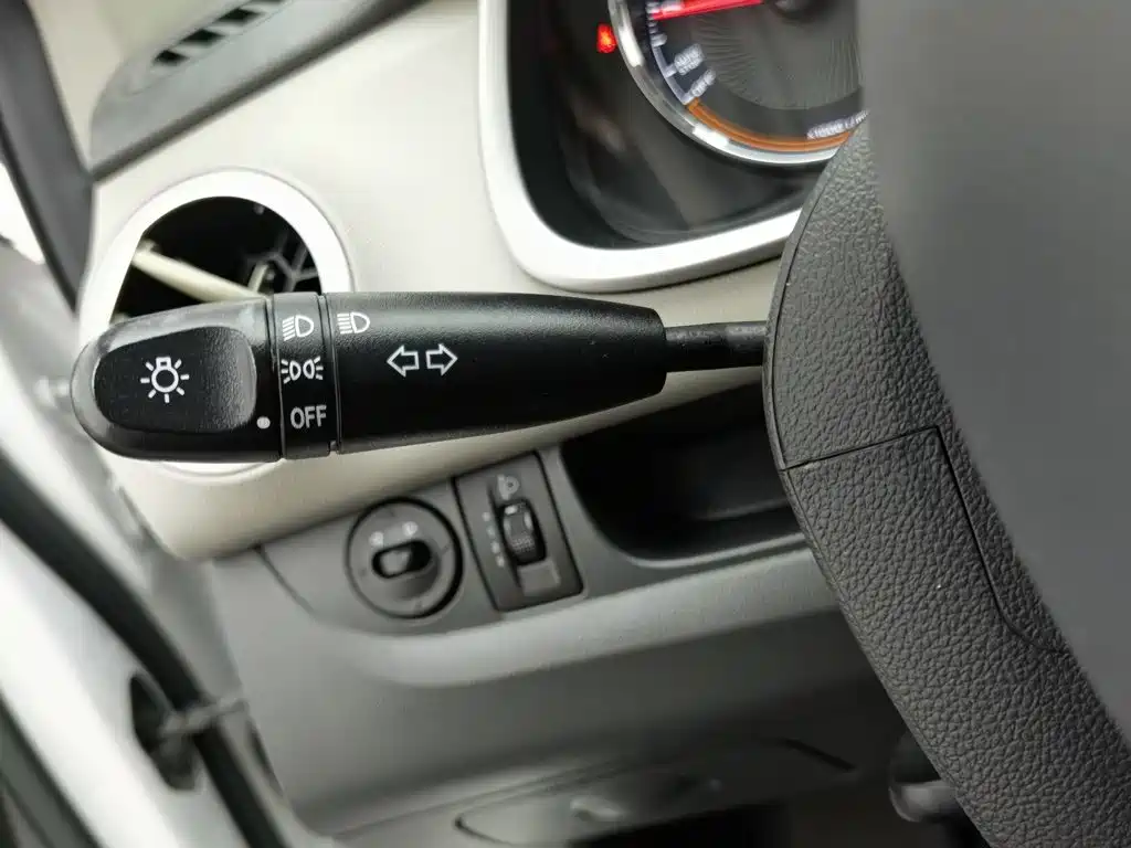 Chevrolet Sail — миниатюра 21