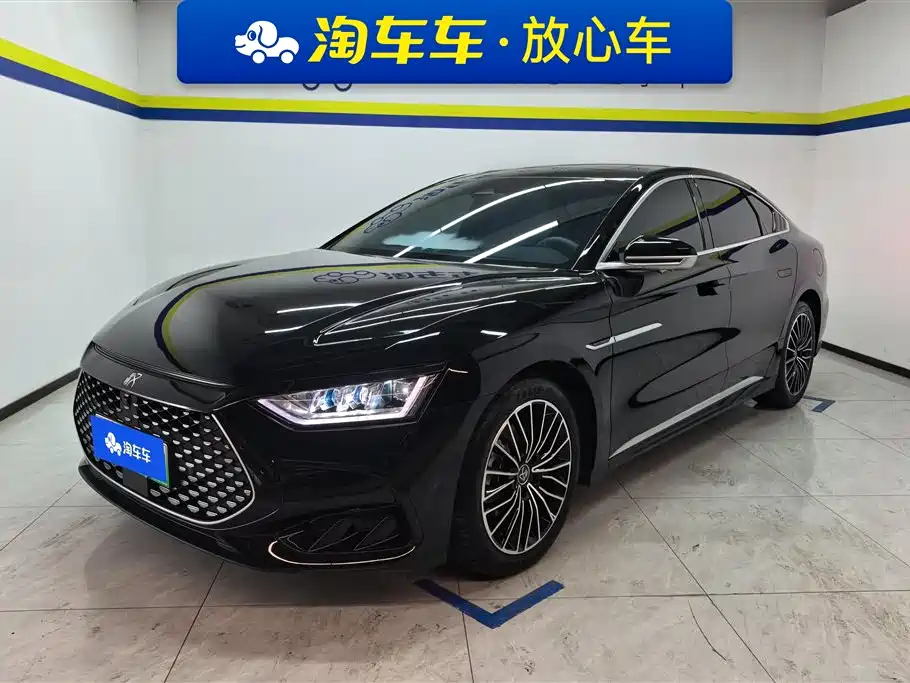 BYD Han 2024 DM-i Glory Edition 121KM Premium Type