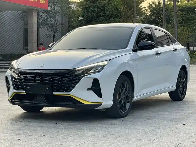 DONGFENG YI HYUN 2022