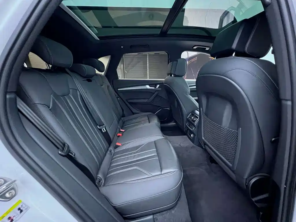 Audi Q5L — миниатюра 9