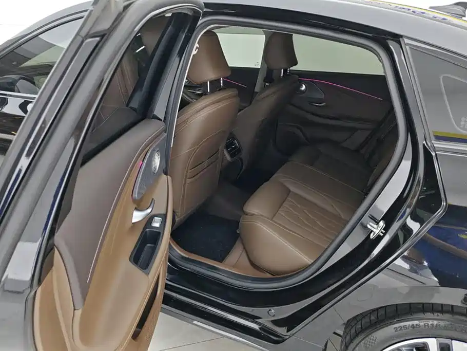 Chery Arrizo 8 — миниатюра 11