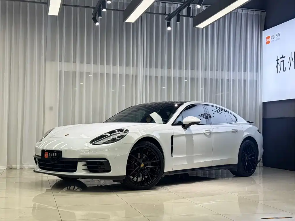 Porsche Panamera 2020