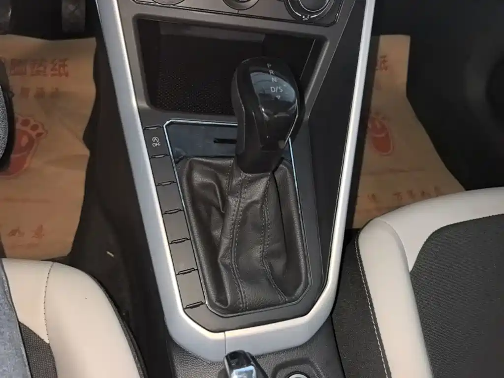 Volkswagen Polo — миниатюра 14