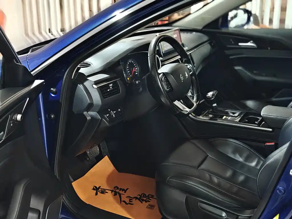 Hongqi H5 2018 30TD