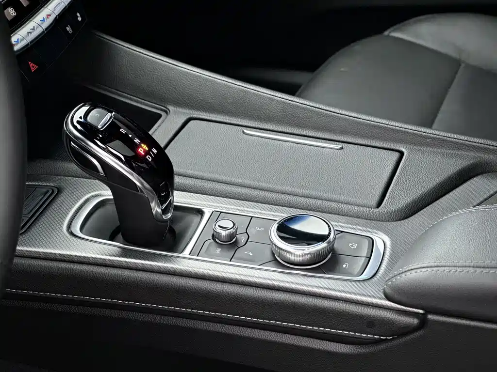 Cadillac CT5 — миниатюра 11