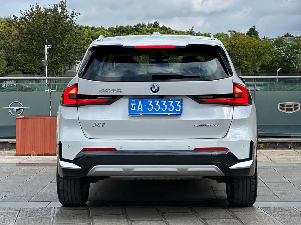 BMW X1 — миниатюра 5