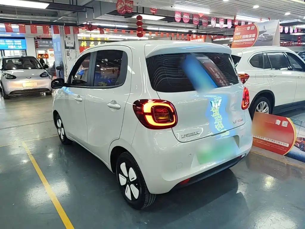 Wuling MINIEV — миниатюра 5