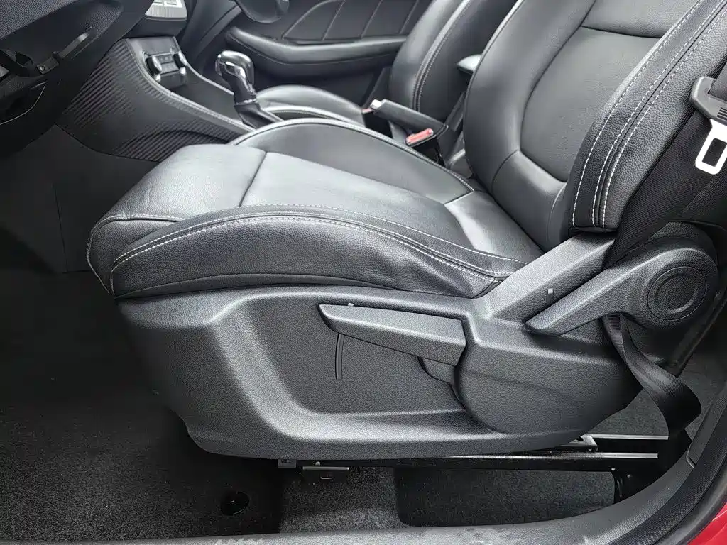 MG ZS — миниатюра 20