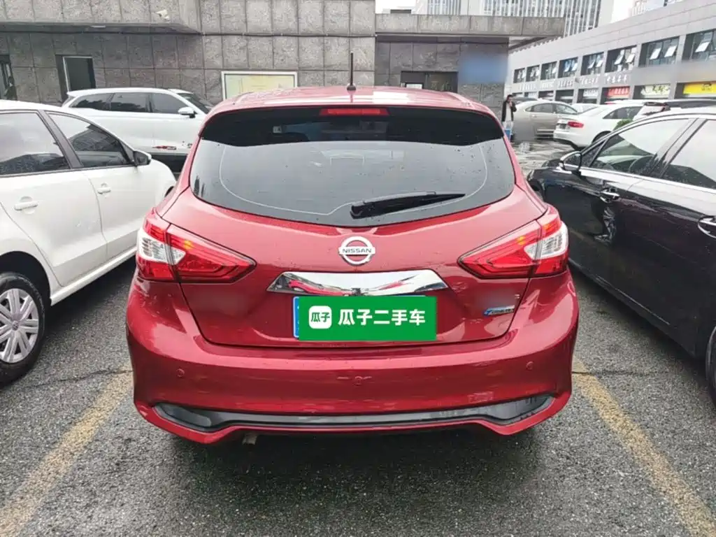 Nissan Tiida — миниатюра 6