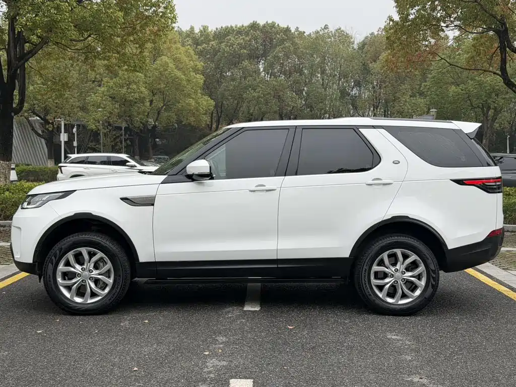 Land Rover Discovery 3.0 SC V6 SE, фото 3