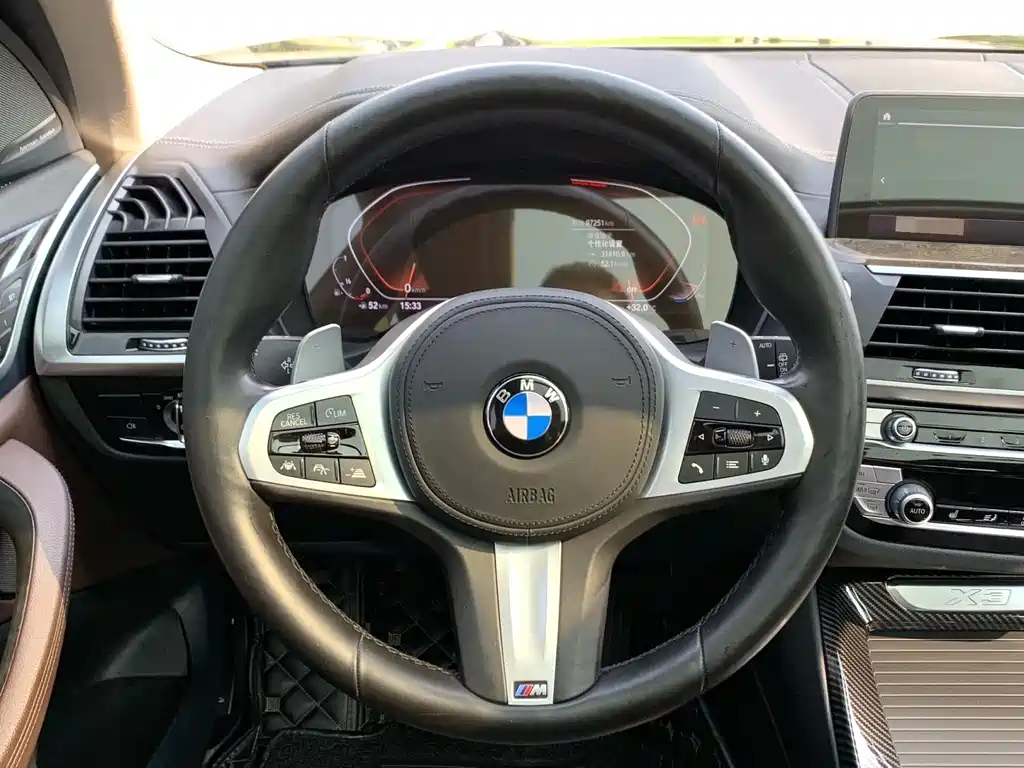 BMW X3 — миниатюра 8