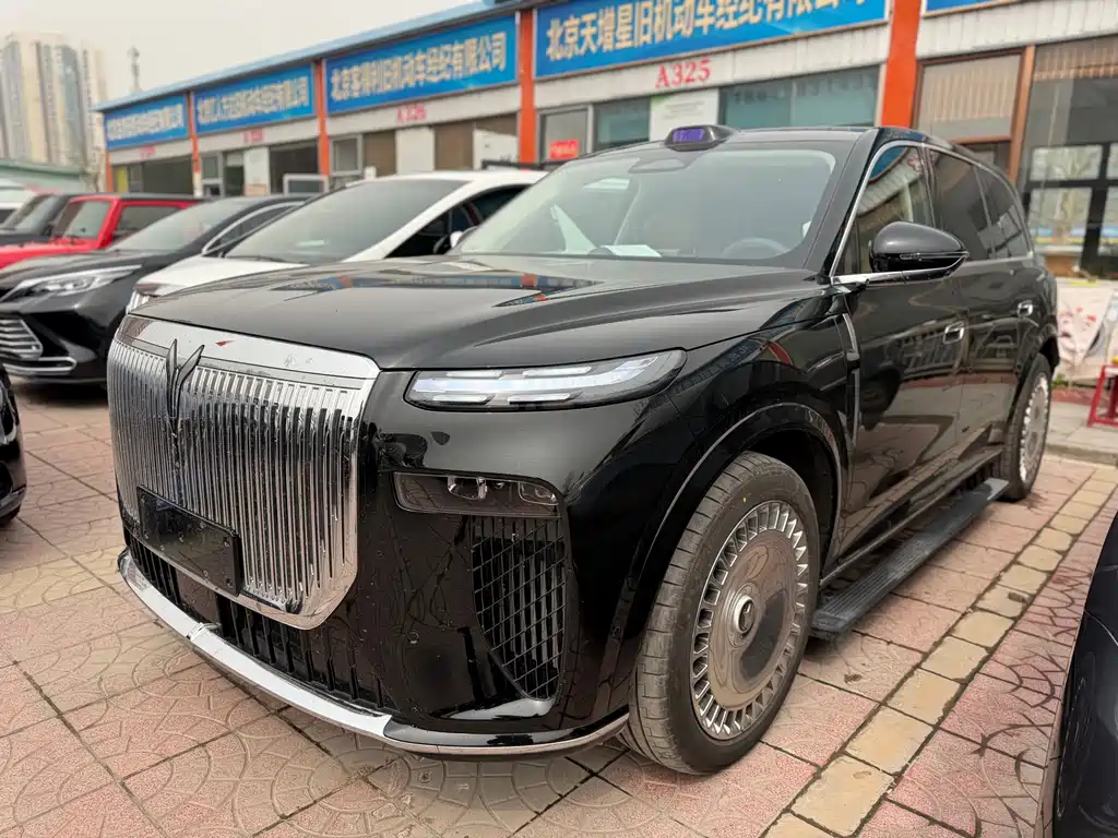 Voyah 岚图泰山 2025