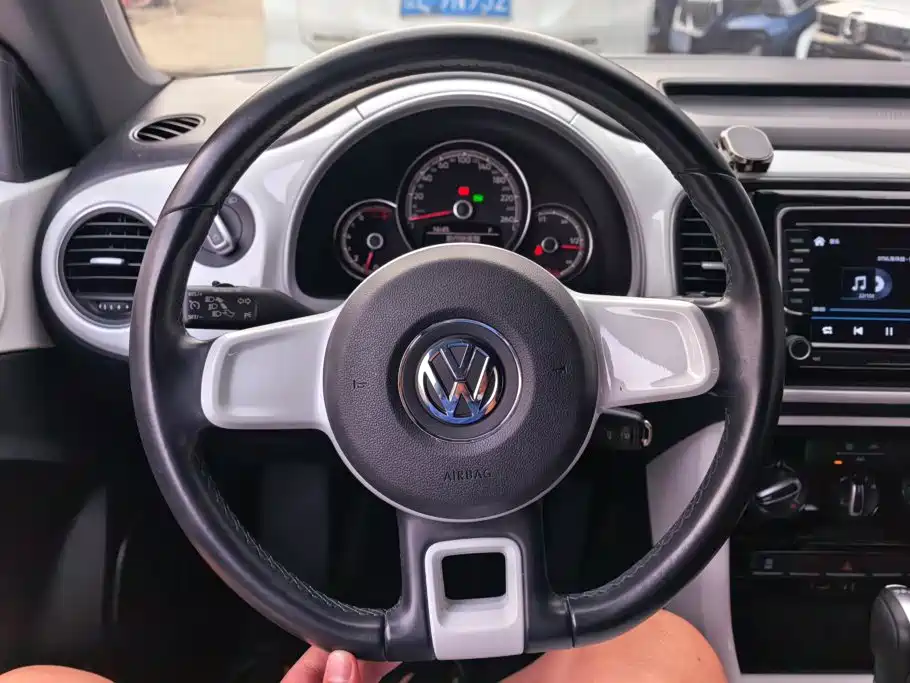 Volkswagen Beetle — миниатюра 15