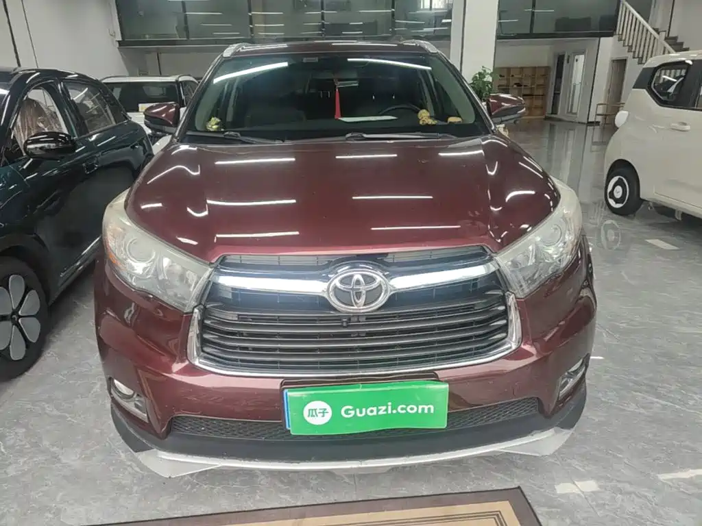 Toyota Highlander — миниатюра 3