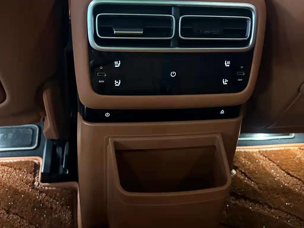 Li Auto Li L7 — миниатюра 20