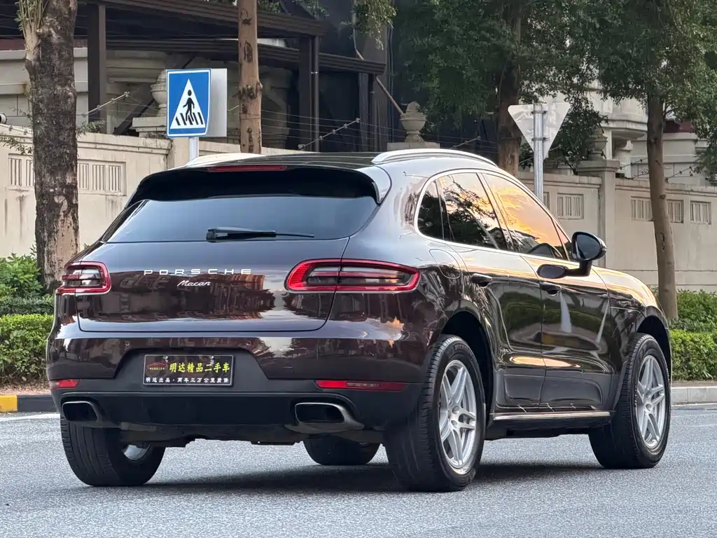 Porsche Macan — миниатюра 13
