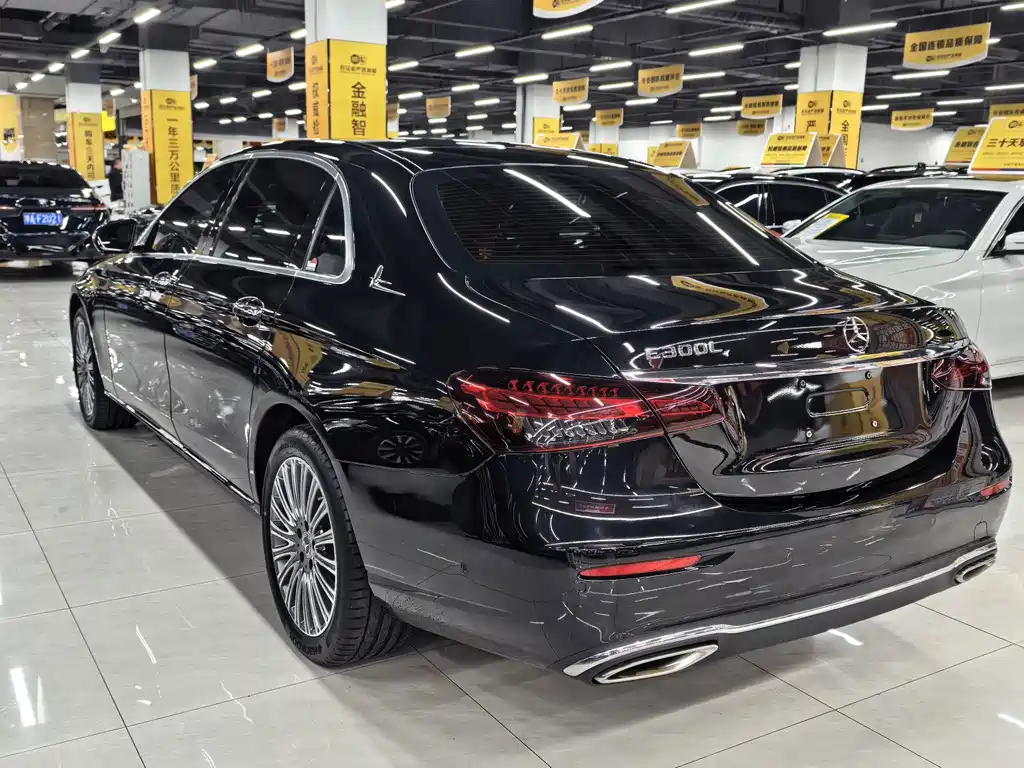 Mercedes-Benz E-Class — миниатюра 15