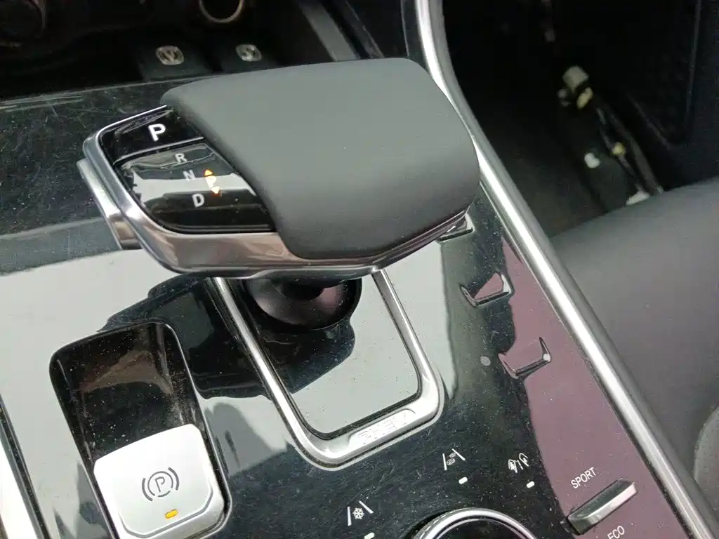 Changan CS75 New Energy — миниатюра 15