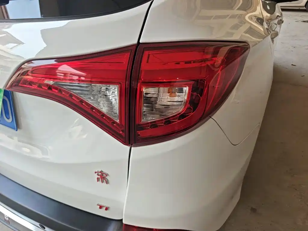 BYD Song — миниатюра 8