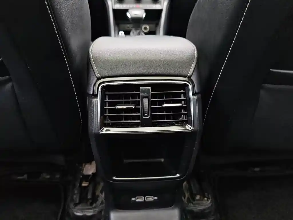 Skoda Karoq — миниатюра 19
