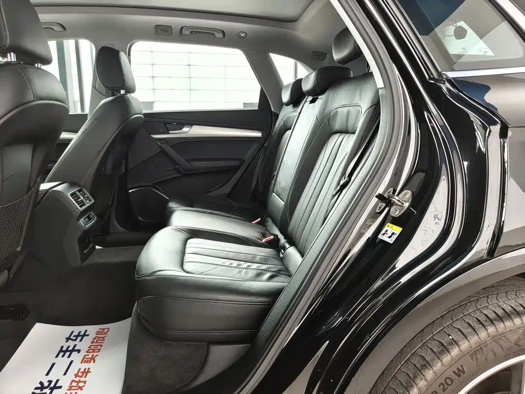 Audi Q5L — миниатюра 7