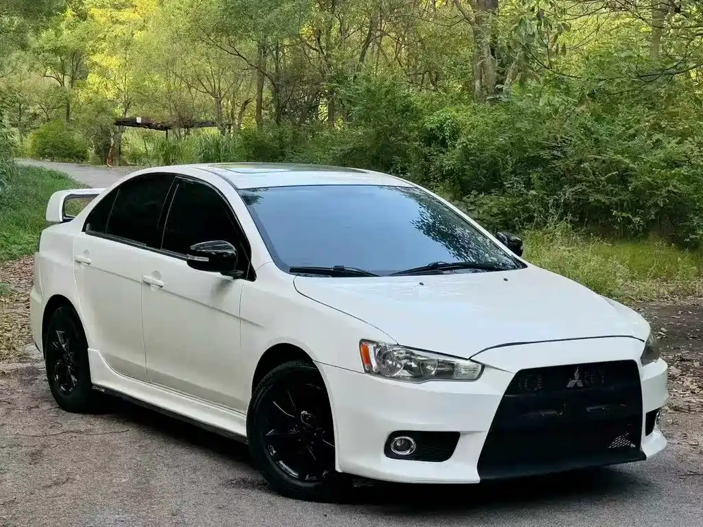 Mitsubishi Lancer EX — миниатюра 3