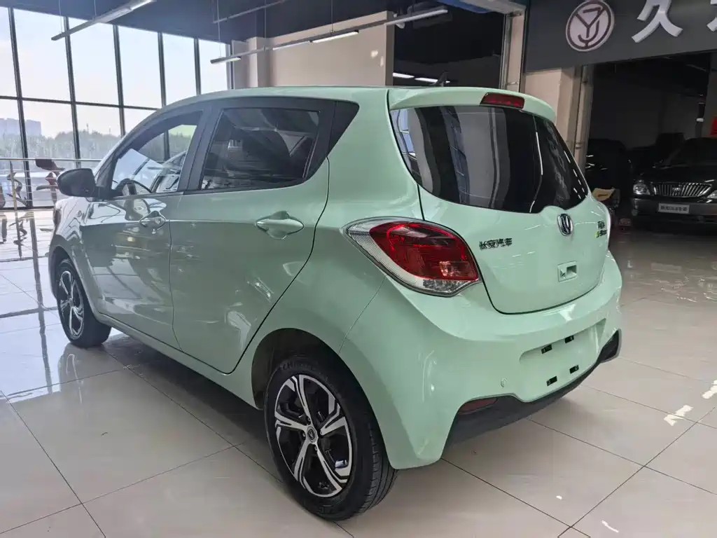 Changan Benben E-Star — миниатюра 6