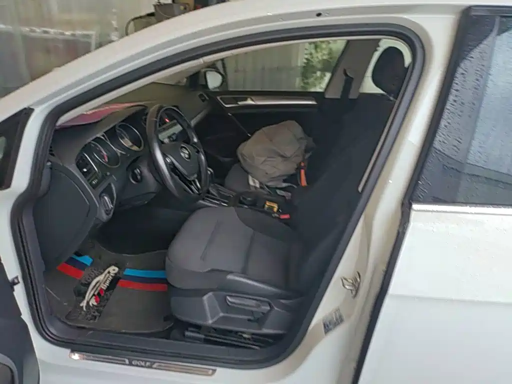 Volkswagen Golf — миниатюра 15