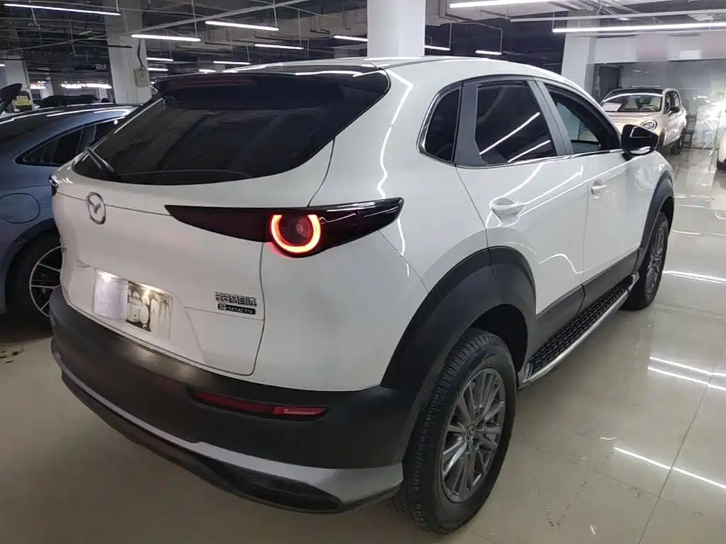 Mazda CX-30 EV — миниатюра 7