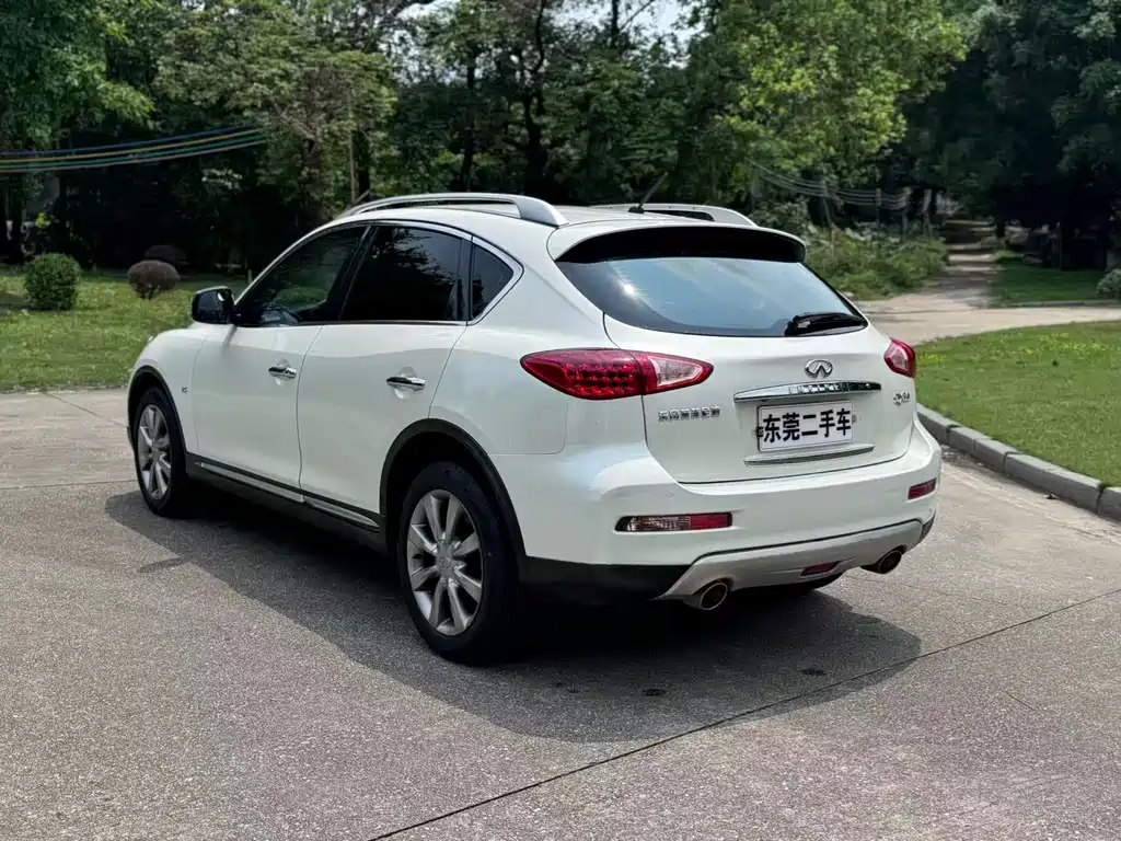 Infiniti QX50 — миниатюра 17