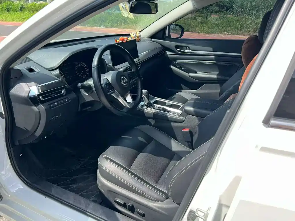 Nissan Teana — миниатюра 4