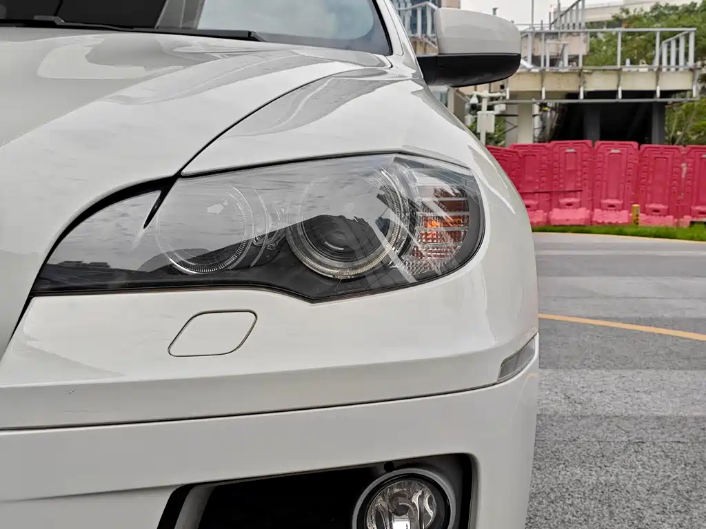 BMW X6 — миниатюра 5