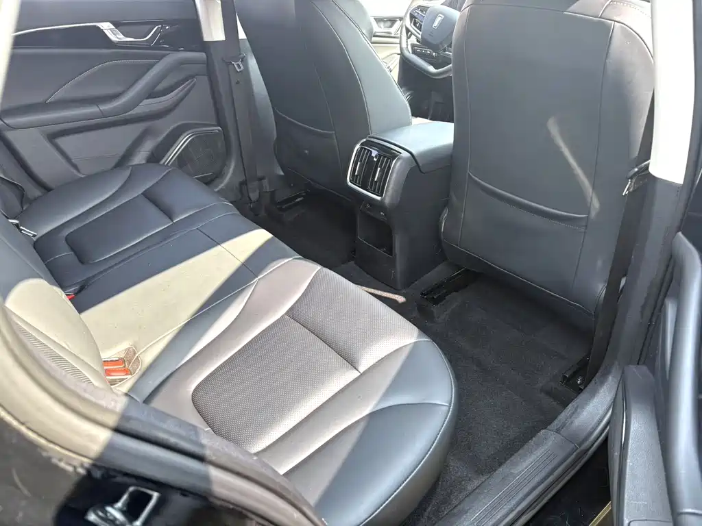 Bestune B70 2021 1.5T AT