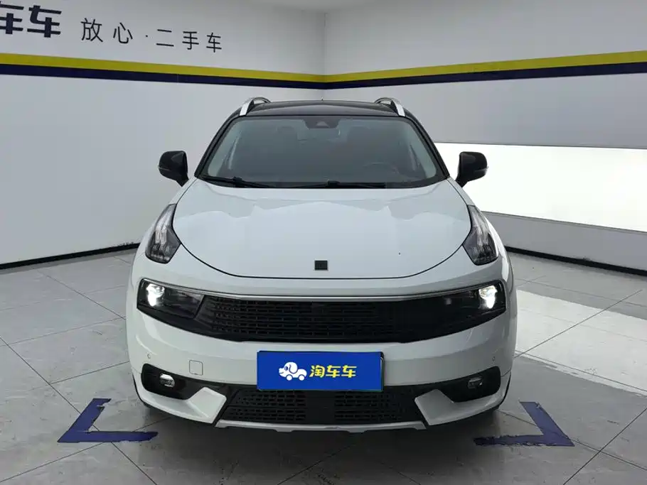 Lynk & Co 01 EM-P — миниатюра 2