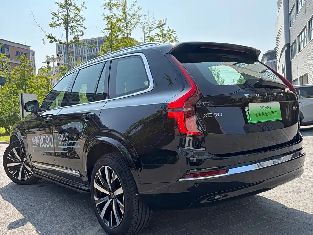 Volvo XC90 PHEV — миниатюра 6
