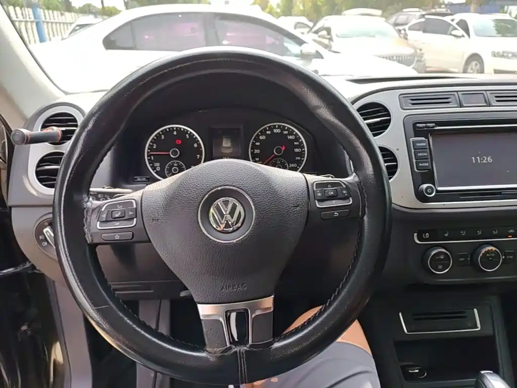 Volkswagen Tiguan — миниатюра 11