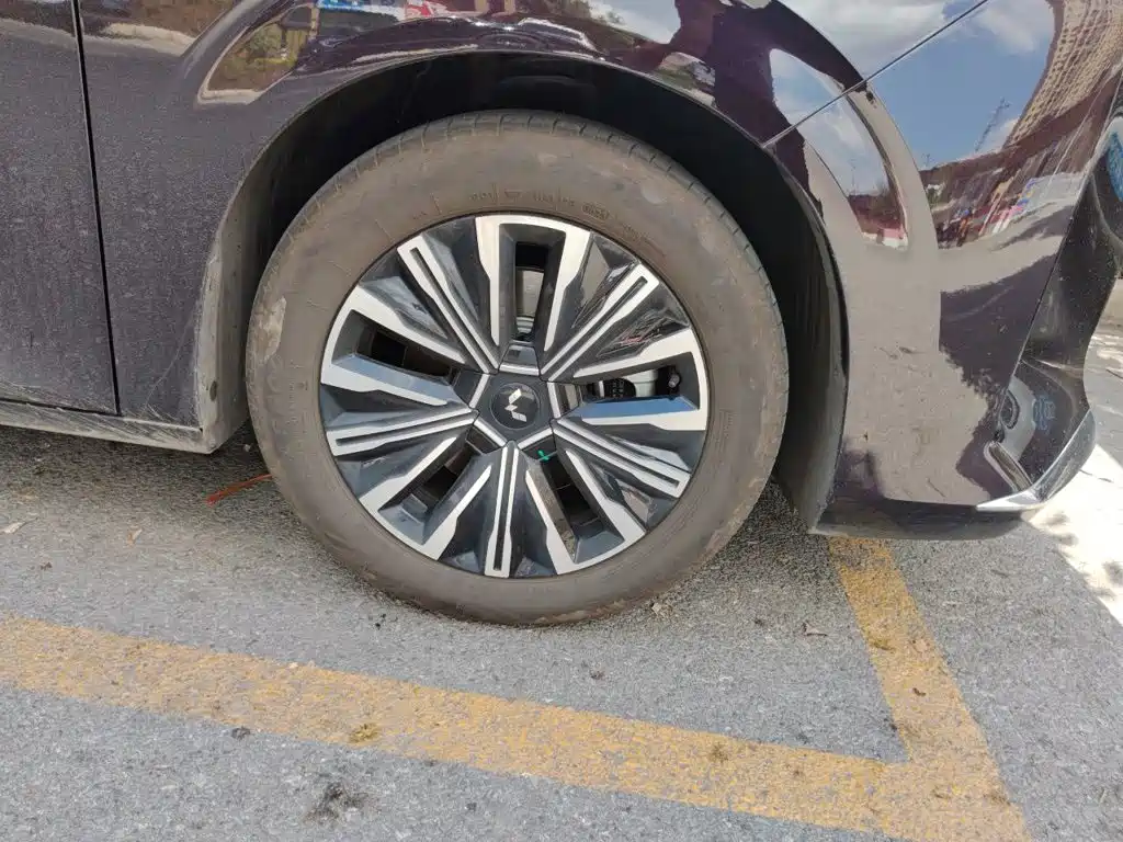 Wuling Xingguang 730 New Energy — миниатюра 25