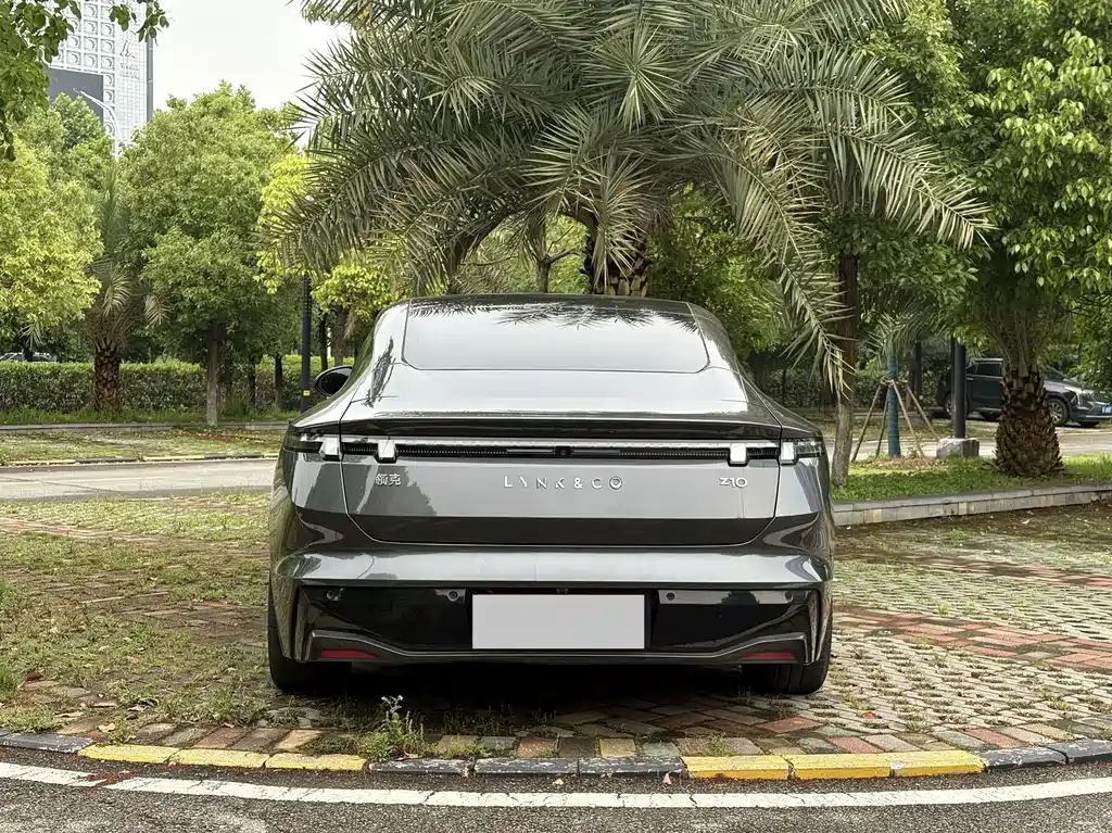 Lynk & Co Z10 — миниатюра 15