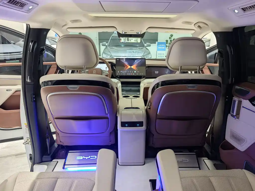 BYD Xia — миниатюра 12