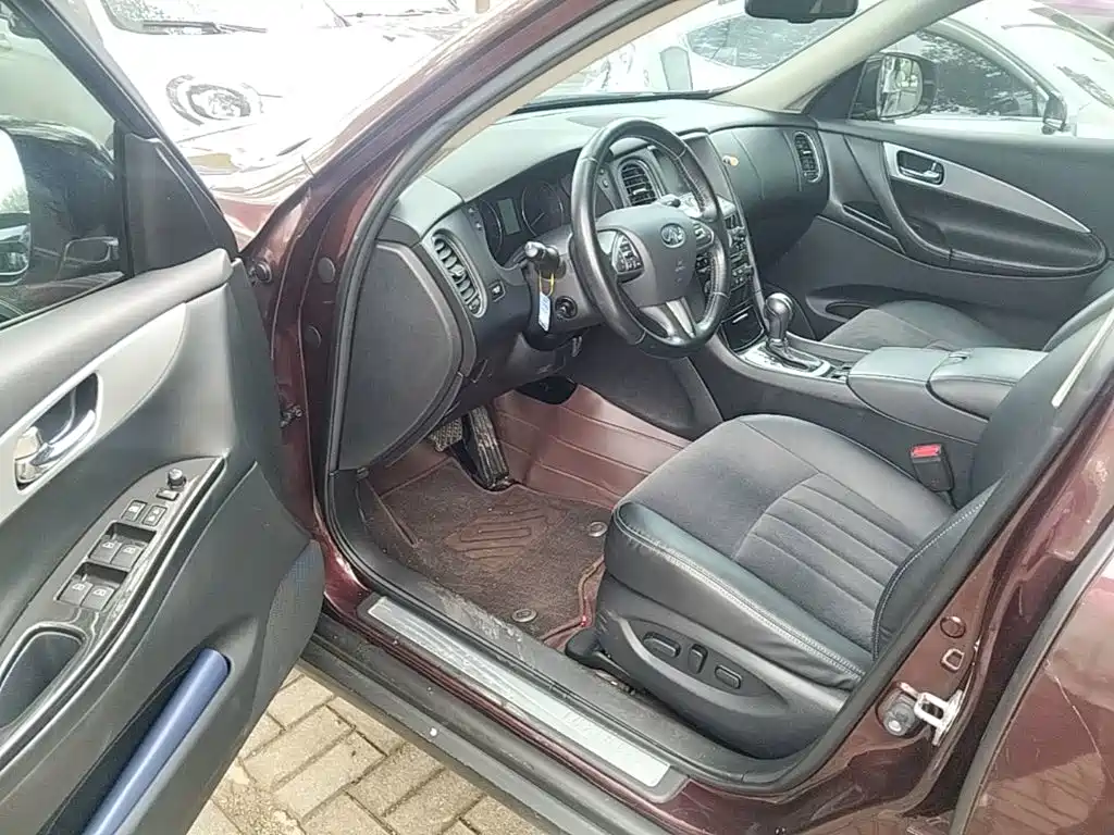 Infiniti QX50 — миниатюра 16