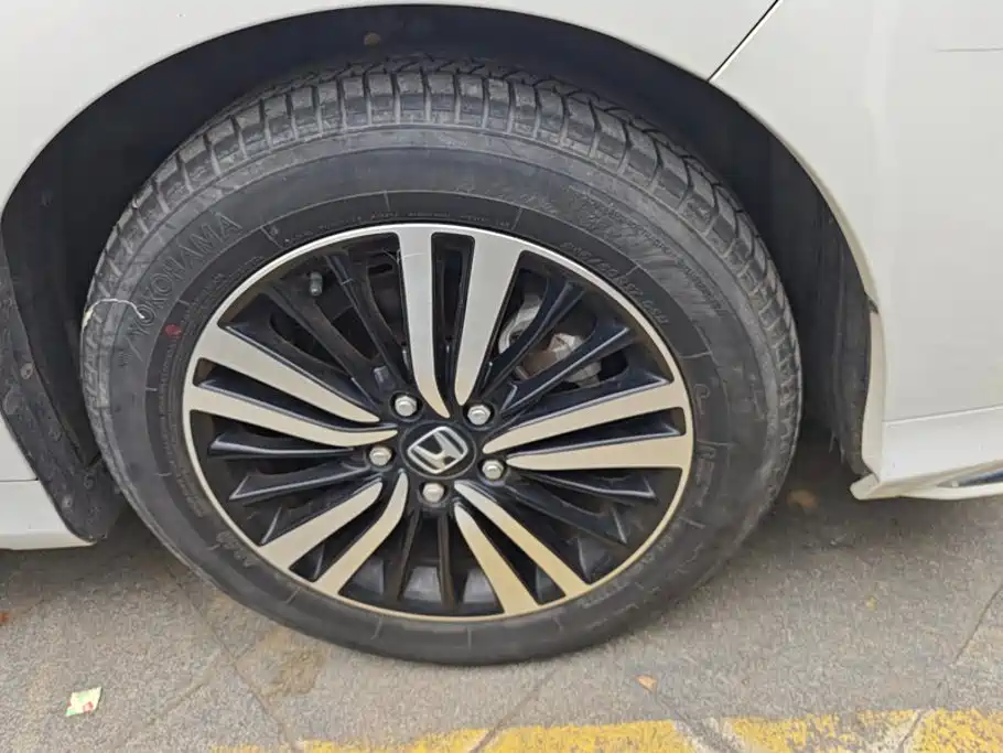 Honda Odyssey — миниатюра 6
