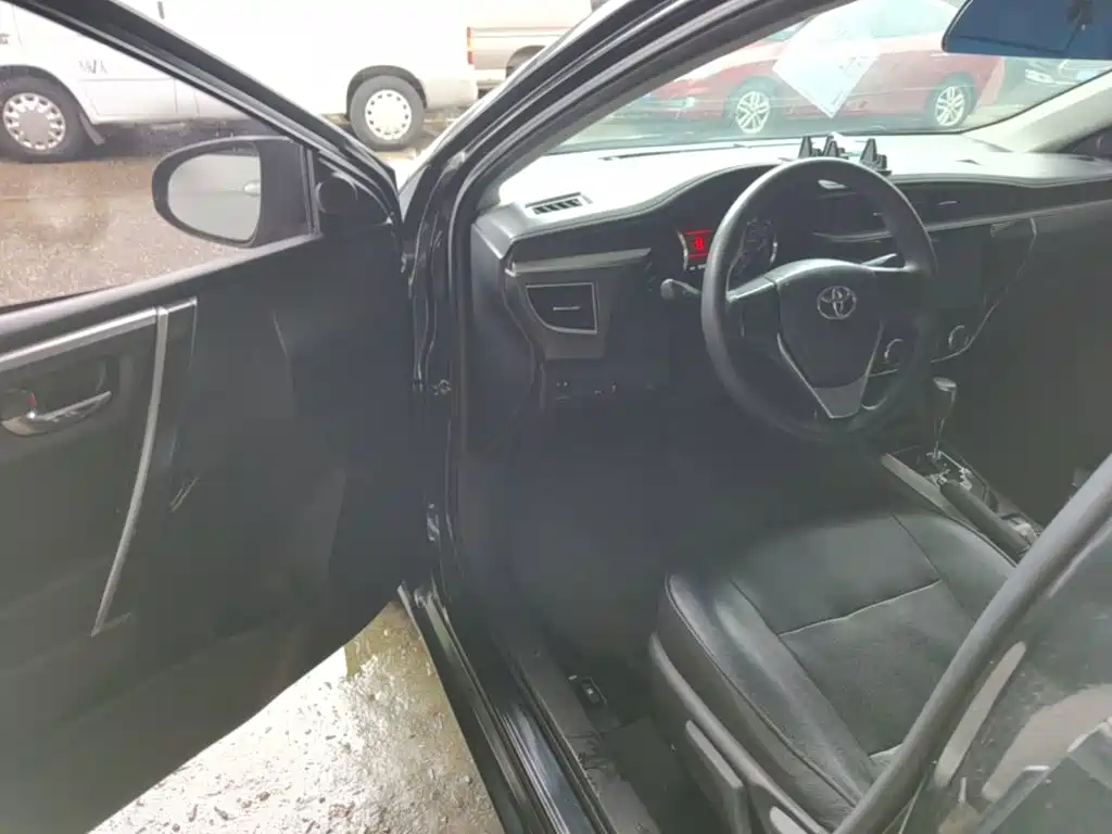 Toyota Corolla — миниатюра 16