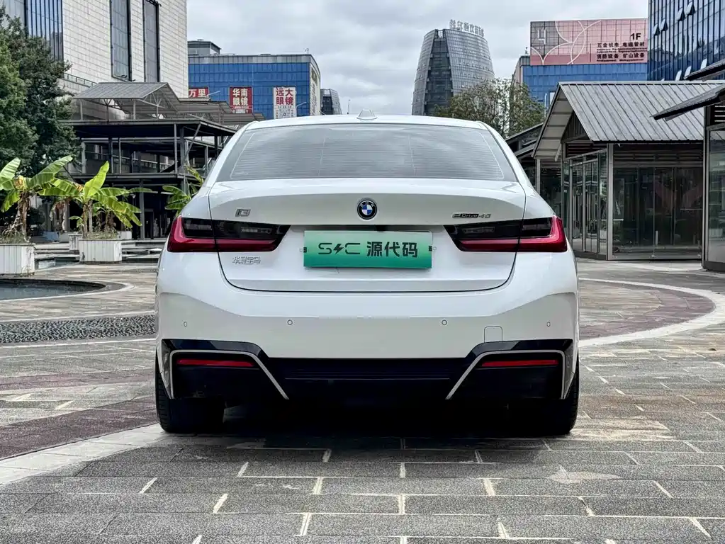 BMW i3 — миниатюра 16