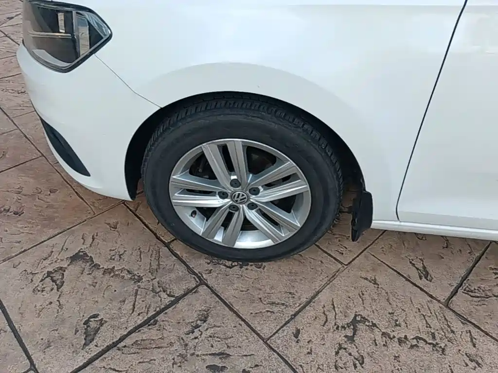 Volkswagen Santana — миниатюра 23