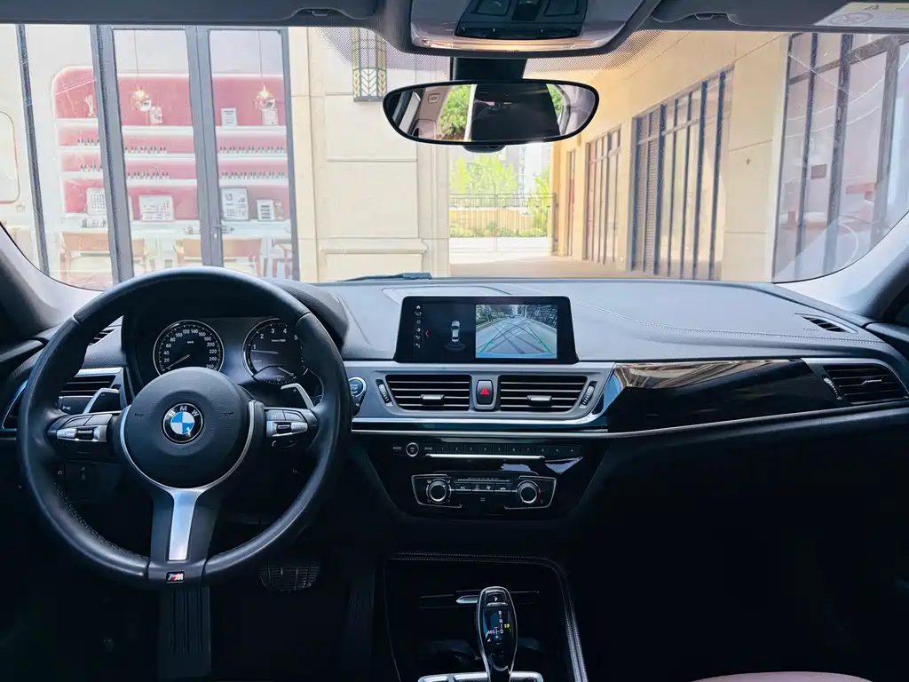 BMW 1 Series — миниатюра 11