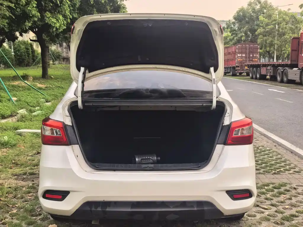 Nissan Sylphy — миниатюра 14