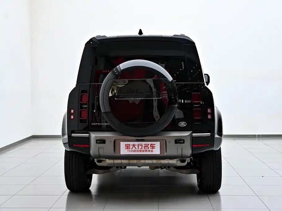 Land Rover Defender — миниатюра 8